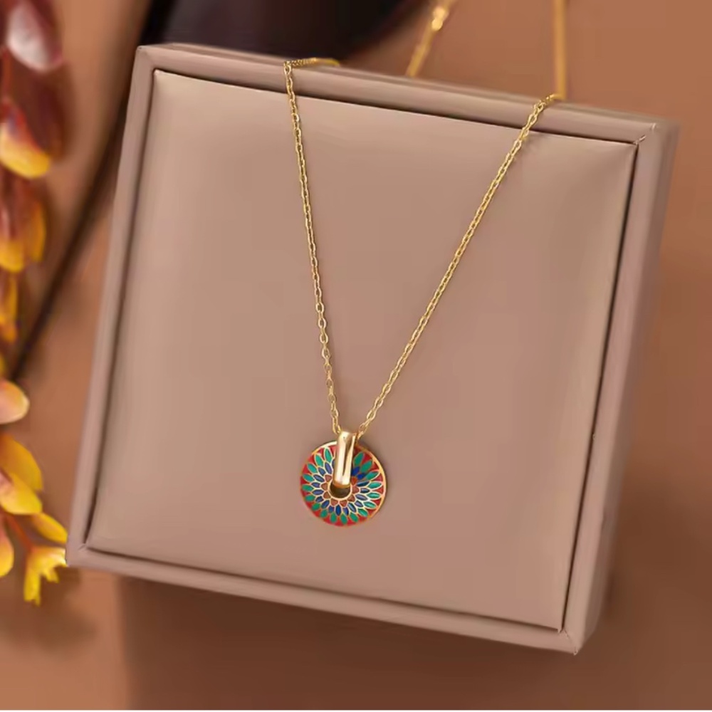 Gold Tone Enamel Mandala Necklace & Hoop Earrings Set , NEW - Picture 9 of 10
